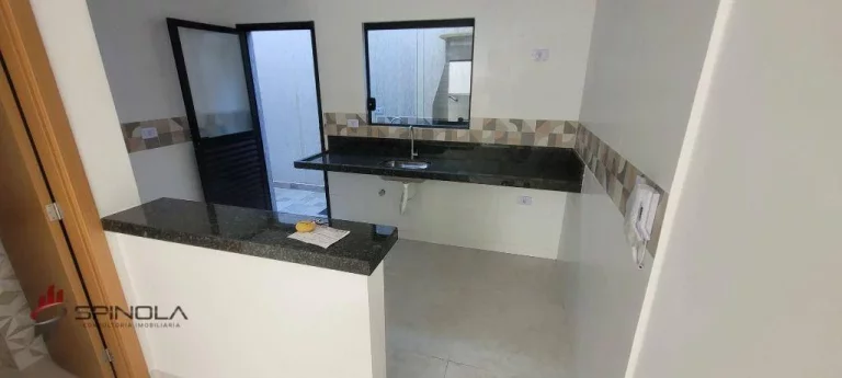 Imagem Sobrado com 2 dormitórios à venda, 60 m² por R$ 405.000,00 - Maracanã - Praia Grande/SP