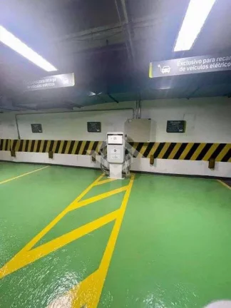 Imagem Sala Comercial de 460m² no Teleporto – Frente ao Metrô Cidade Nova!