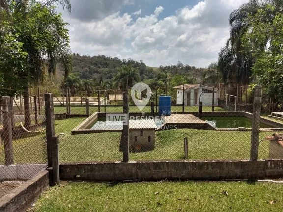 Imagem Chácara de 2.500 m² a venda em Jarinu