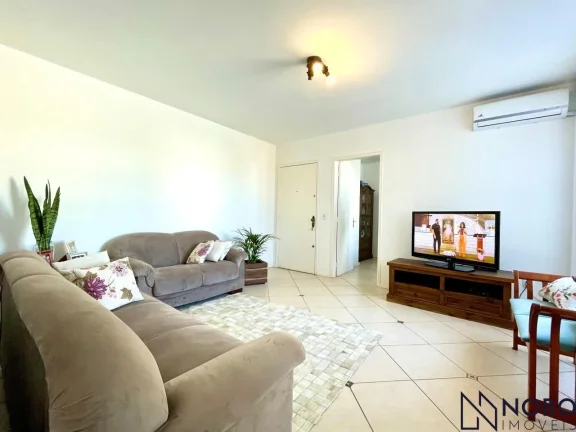 Imagem Apartamento 3 dormitórios, suíte, semimobiliado no Centro de Santa Maria