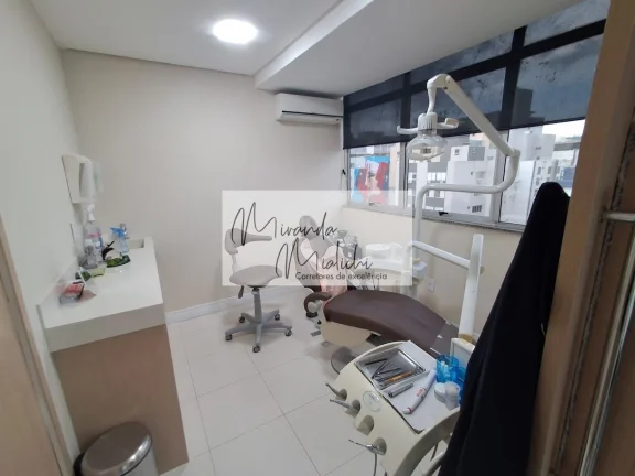 Imagem Consultório odontológico completo