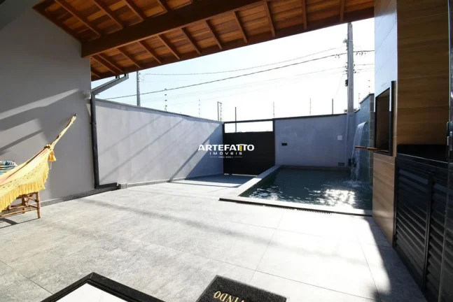 Imagem Oportunidade em Peruíbe – Casa com suíte e 3 vagas!