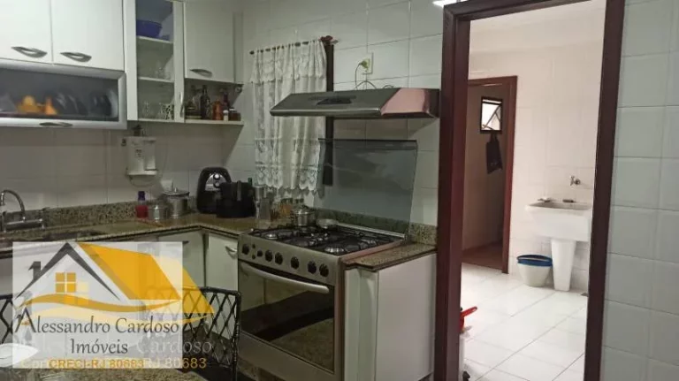Imagem Vendo apartamento de alto padrão com 3 quartos no Centro de Friburgo