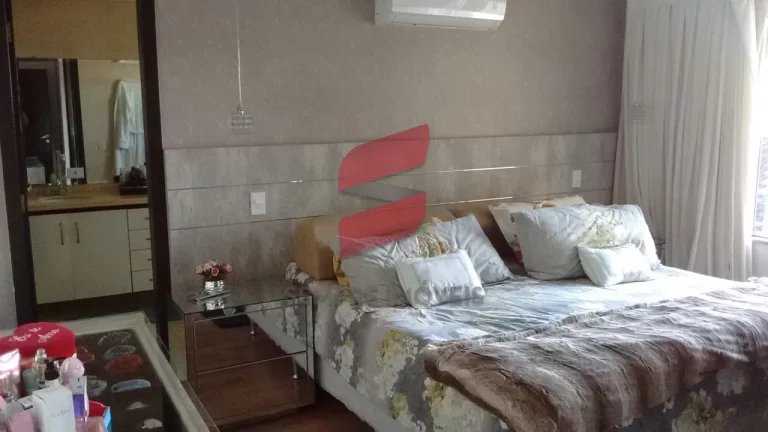 Imagem CASA com 3 dormitórios à venda com 360m² por R$ 1.650.000,00 no bairro Alto Tarumã - PINHAIS / PR