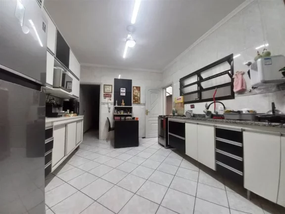 Imagem CASA COM 155.43 m² - GUILHERMINA - PRAIA GRANDE SP
