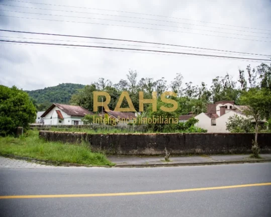 Imagem Ótimo terreno de esquina no centro de Pirabeiraba Terreno a venda em ótima localização. Excelent...