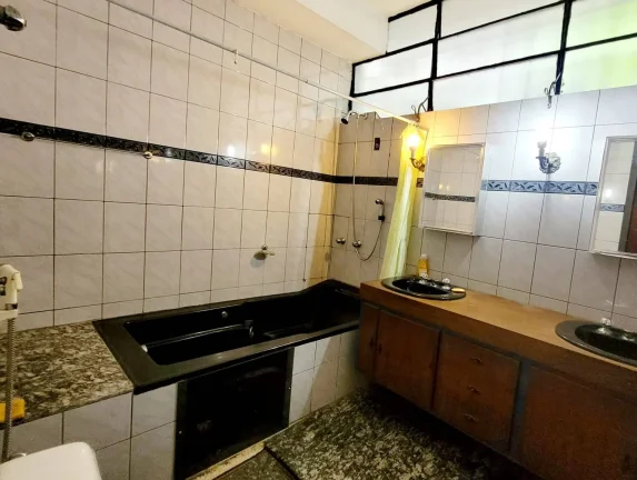 Imagem Casa Perdizes - 430M², 7 Dorms, 2 Suítes, 4 Vagas, Varanda, Closet, Lareira