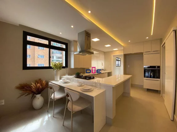 Imagem Apartamento de Alto Padrão com 4 Suítes e 3 vagas demarcadas, Retrofit-Acabamento Impecável na Vila Rica, Santos