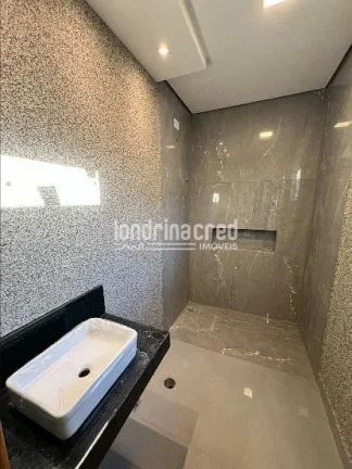 Imagem Ótima casa no Residencial José B. Almeida: 148m² de terreno, 98m² construídos, 3 dormitórios (1 suíte), banheiro social e 2 vagas de garagem
