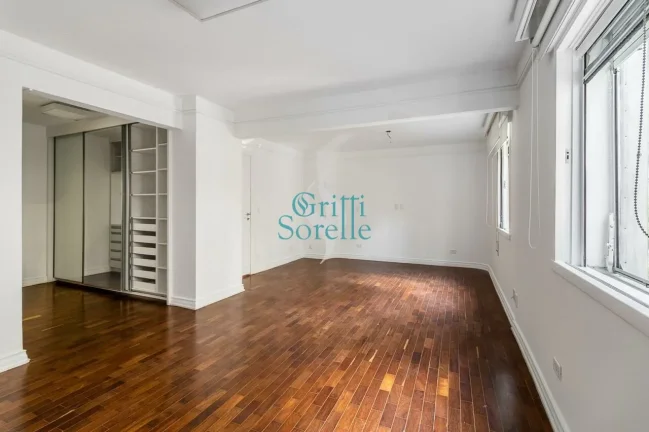 Imagem Apartamento à Venda em Vila Nova Conceição - São Paulo/SP.