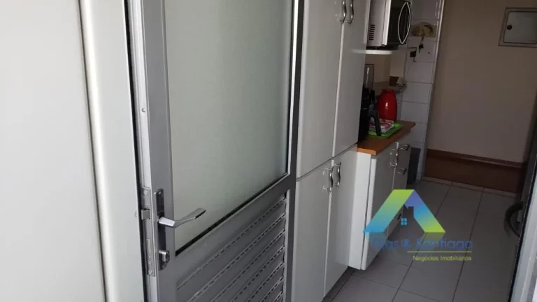 Imagem Apartamento recem reformado com 2 vagas de garagem coberta na região da Vila das Merces/Saude.