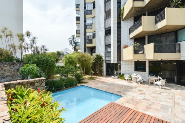 Imagem Apartamento à venda em São Paulo, Moema, com 3 quartos, 202m2