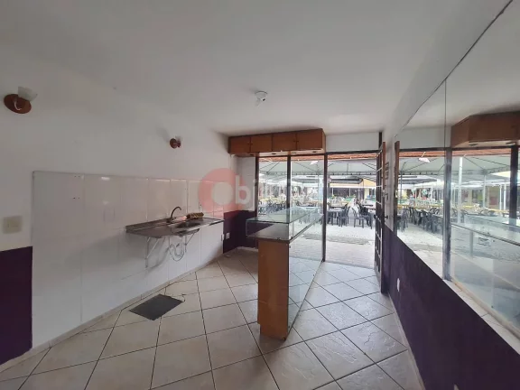 Imagem Loja duplex à venda, 66 m², Shopping do Peró - Cabo Frio