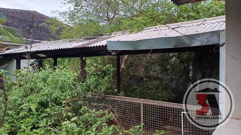 Imagem Casa na Avenida Pinheiro Machado próximo ao Tribunal de Justiça