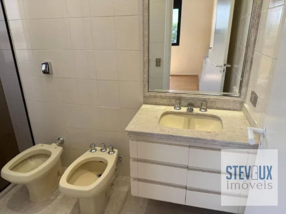 Imagem Apartamento com piscina e churrasqueira na varanda para locação e venda no Brooklin Novo!