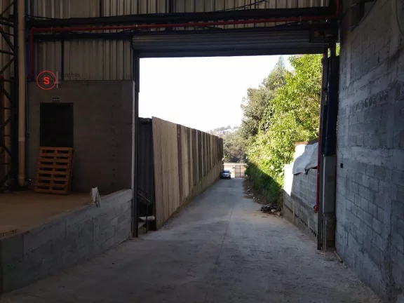 Imagem GALPÃO INDUSTRIAL PARA ALUGAR COM 2.000 METROS. NOVO, NA RODOVIA FERNÃO DIAS, PRÓXIMO A VILA GALVÃO. FÁCIL ACESSO PELO RODOANEL NORTE.