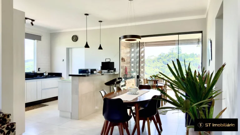 Imagem Casa à Venda em Condomínio Fechado Região de Atibaia/SP - por R$1.100.000!