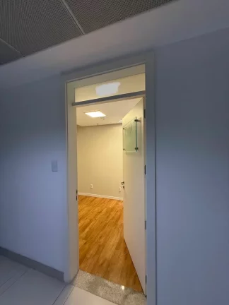 Imagem Sala à venda no bairro Rio Branco - Porto Alegre/RS