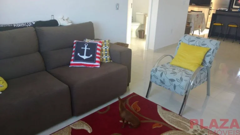 Imagem Duplex Semimobiliado – 3 Dormitórios | 2 Banheiros | 1 Vaga | Centro de Camboriú