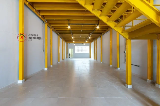 Imagem GALPÃO PARA ALUGAR NA MOOCA, 300 METROS, FORÇA TRIFÁSICA. COM RECEPÇÃO, COPA E BANHEIRO.