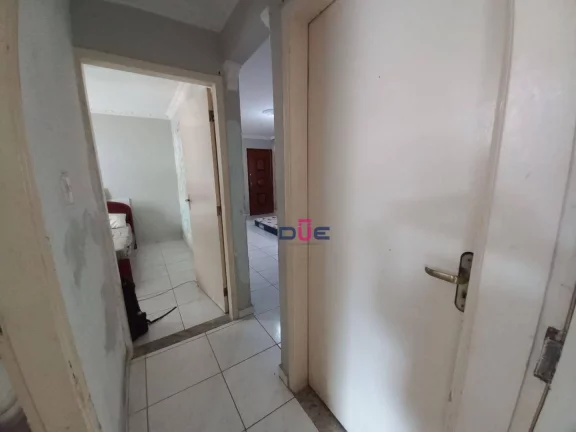 Imagem Apartamento no BNH Térreo plano 4 - 3 dormitórios grandes e estacionamento murado à venda, 72 m² por R$ 318.000 - Aparecida - Santos/SP