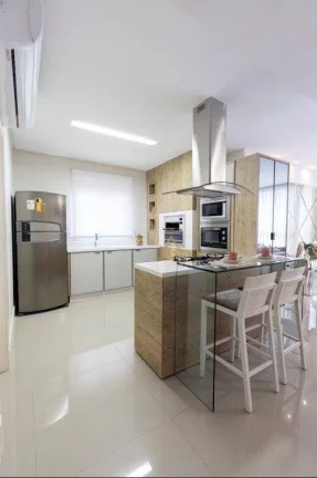 Imagem Apartamento com 3 dormitórios à venda, 128 m² por R$ 2.990.000,00 - Centro - Balneário Camboriú/SC