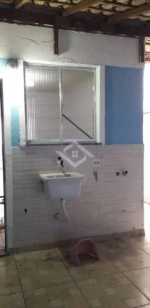 Imagem Casa Duplex em Campo Grande, RJ - 2 Quartos, Vaga de Garagem