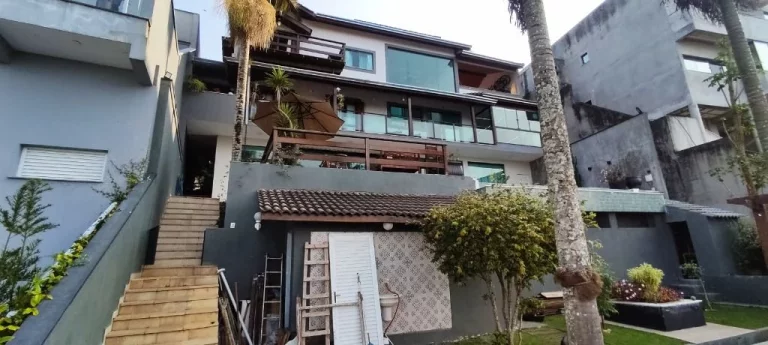 Imagem Casa com 4 dormitórios, 445 m² - venda por R$ 3.500.000 ou aluguel por R$ 18.000/mês - Jardim Imperial Hills III - Arujá/SP