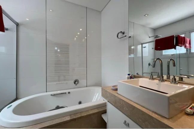 Imagem Casa de condomínio à venda em Xangri-Lá, Praia de Atlântida, com 4 quartos, 405m²