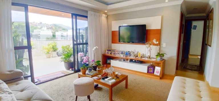 Imagem Cobertura à venda, 130 m² por R$ 2.000.000,00 - Várzea - Teresópolis/RJ