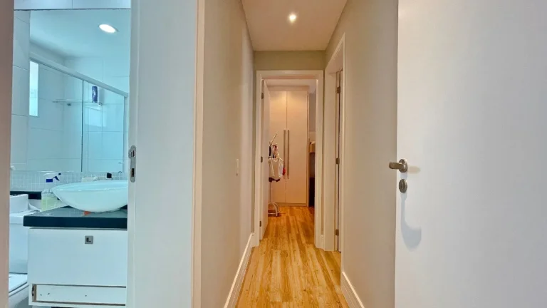 Imagem Imperdível apartamento de luxo na Riviera de São Lourenço Módulo 07: 4 quartos, 2 suítes, 3 salas, varanda gourmet e 2 vagas de garagem!