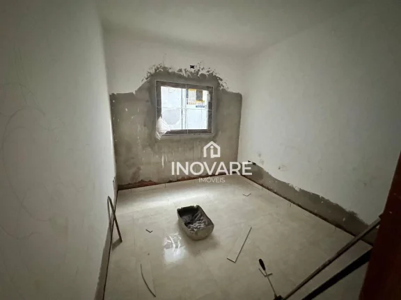 Imagem Casa com 2 dormitórios à venda, 75 m² por R$ 240.000,00 - Setor Nossa Senhora da Saúde - Itumbiara/GO