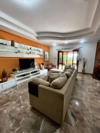 Imagem Excelente sobrado à venda em condomínio fechado em Valinhos/SP, localizado em uma área privilegia...