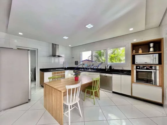 Imagem Casa Moderna, 4 suítes, gourmet, piscina!
