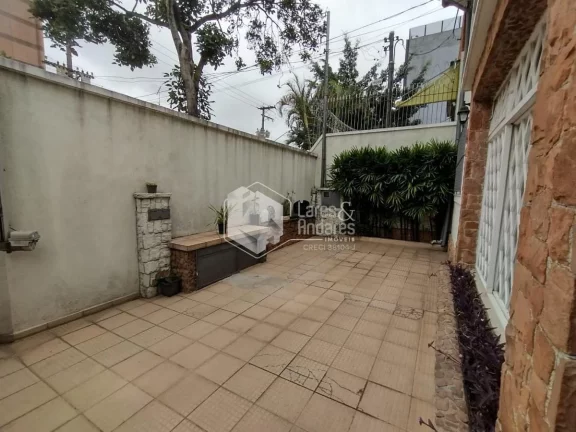 Imagem Sobrado à venda, 180 m² de area construida, sendo 3 dormitorios com 1 suite 4 vagas de garagem , Bom Retiro, São Paulo, SP