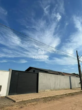 Imagem Casa com Piscina na Primeira Quadra, Barra Velha!