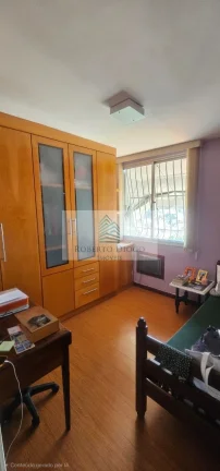 Imagem Apartamento para venda em Niterói-RJ, bairro Santa Rosa - 2 quartos, 1 sala, 2 banheiros, 1 vaga de garagem - 75,00 m² de área.