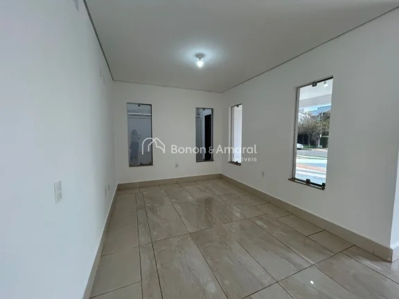 Imagem Sobrado disponível para locação no condomínio resort Reserva Real, em Paulínia. O imóvel conta...