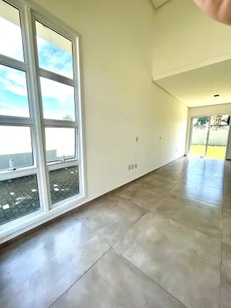 Imagem Linda Casa sozinha no terreno em Sapiranga de 3 dormitórios, 1 suíte e 2 vagas