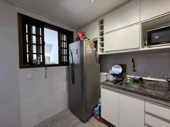 Imagem Casa em Condomínio para Venda em Rio de Janeiro, Brás de Pina, 2 dormitórios, 1 suíte, 4 banheiros, 1 vaga