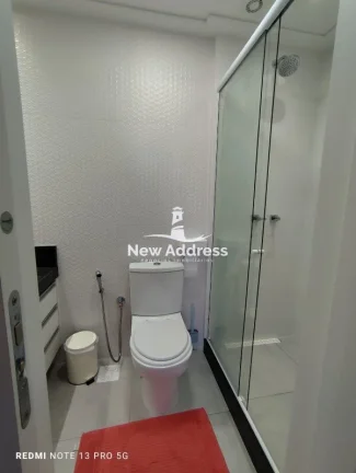 Imagem Porteira Fechada, 3 quartos, ar em todos os ambientes, varanda com fechamento, lazer completo. Em Itapoã, perto da praia. Pronto pra morar!