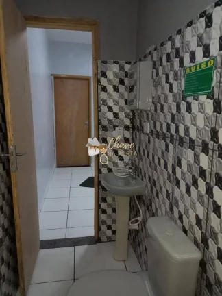 Imagem Sobrado com 4 casas à venda no Embu das Artes