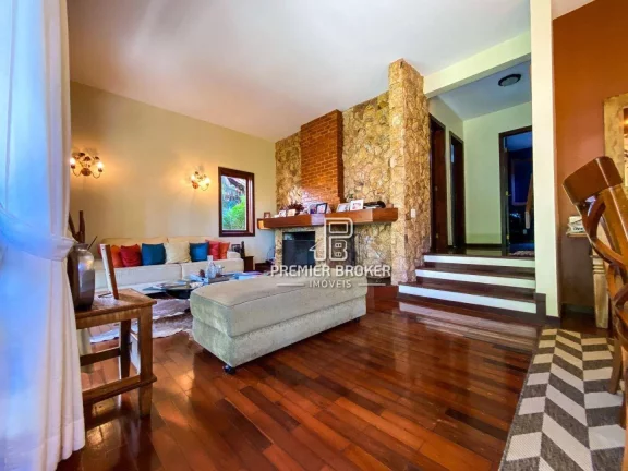 Imagem Casa à venda, 146 m² por R$ 1.200.000,00 - Granja Guarani - Teresópolis/RJ