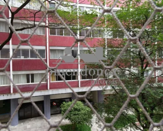 Imagem Apartamento na Av Angélica com 2 quartos sendo 1 suíte e 1 vaga, 96m²