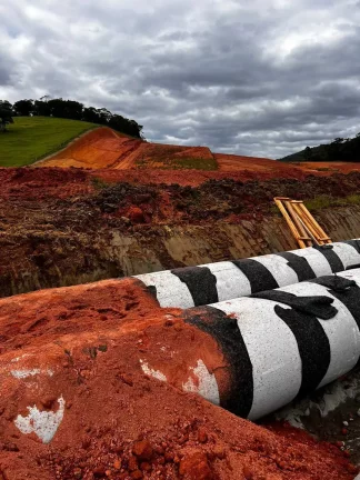 Imagem Terreno com 620m² em condomínio rural com estrutura para cavalos em Camboriú
