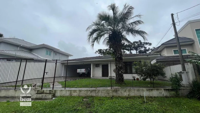 Imagem Essa é a realização do seu SONHO de uma CASA TÉRREA com 236m² e QUINTAL maravilhoso 5 quartos (2 SUÍTES) à venda De 999K Por R$ 901 mil AVALIA PERMUTA