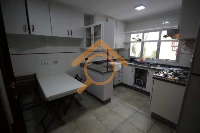 Imagem Imperdível oportunidade: Casa à venda ou locação no Alto da Boa Vista, São Paulo-SP, 3 quartos, 1 suíte, 2 salas, 3 banheiros, 2 vagas, 125m².
