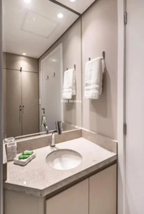 Imagem Apartamento à venda em Moema, São Paulo-SP: 1 quarto, 1 banheiro, 34m² de área.