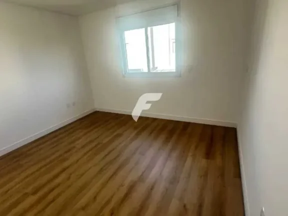 Imagem Casa com 3 dormitórios sendo 1 suíte e 2 vagas de garagem - Campeche, Florianópolis/SC