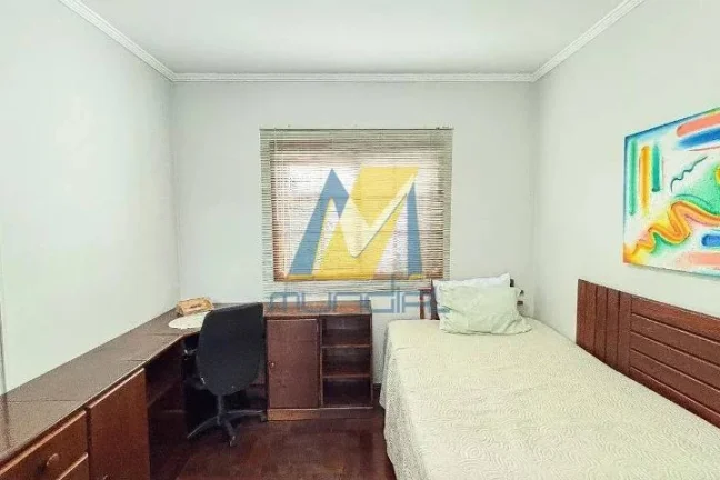 Imagem Casa Alto Padrão com 4 Dormitórios, Espaço Gourmet e 5 Vagas